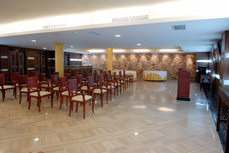 Apartamentos San Pedro ลาอิรูลา ภายนอก รูปภาพ